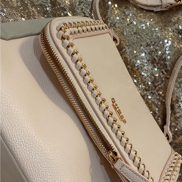 Guess - Soft Pink/Beige Purse with Rose Gold Hardware - Picture 7 of 8